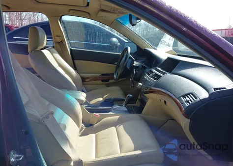 2012 Honda Accord 2.4 Ex-L из США, поврежденный, VIN 1HGCP2F86CA137896